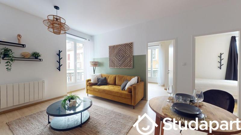 Chambre - 10 m² - 1 pièce