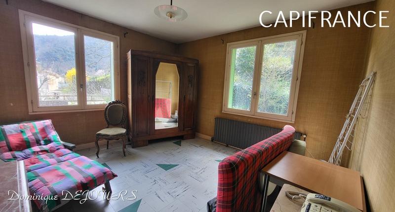 Maison - 120 m² - 7 pièces