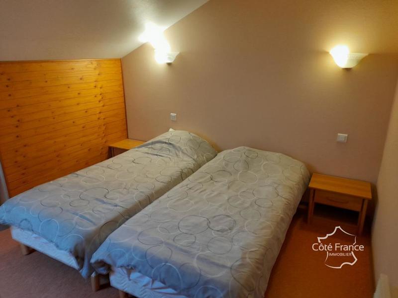 Propriété - 462 m² - 13 pièces