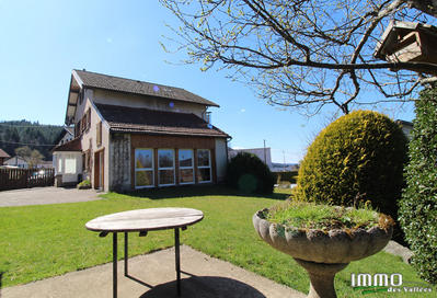 Maison - 189 m² - 10 pièces