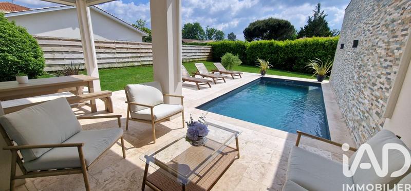 Maison de maîtres - 220 m² - 7 pièces