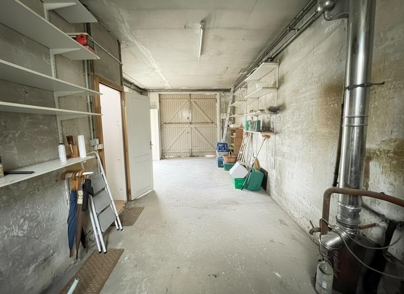 Maison - 203 m² - 8 pièces