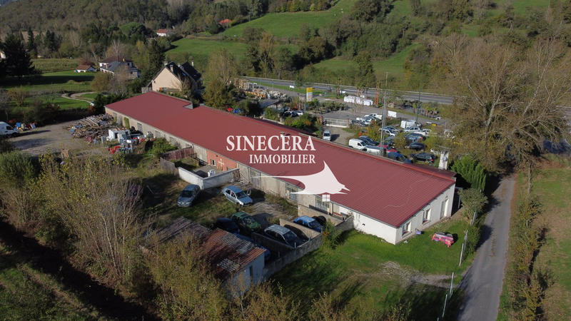 Maison - 450 m² - 20 pièces