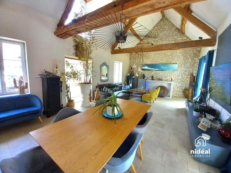 Maison - 162 m² - 7 pièces