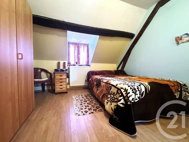 Maison - 217 m² - 6 pièces