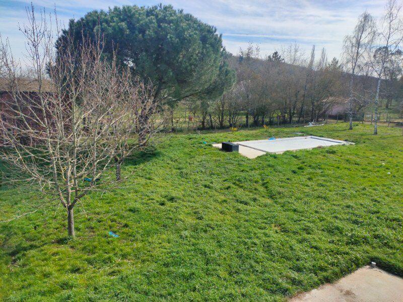 Maison - 330 m² - 8 pièces