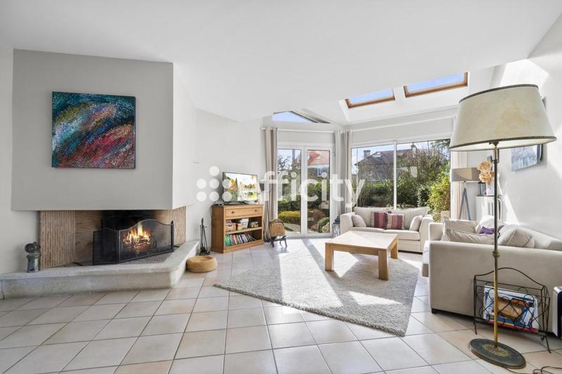 Villa - 158 m² - 7 pièces