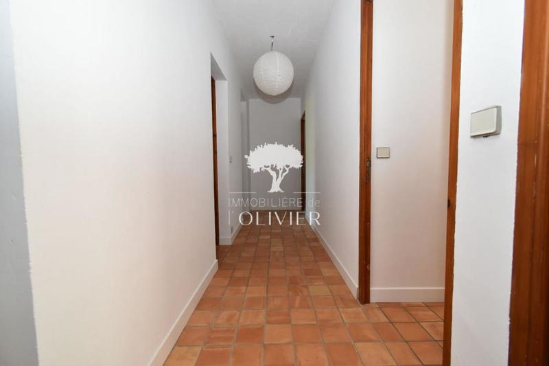 Propriété - 174 m² - 6 pièces