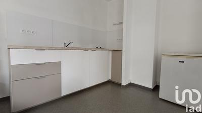Studio - 30 m² - 1 pièce