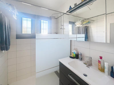 Maison - 97 m² - 7 pièces