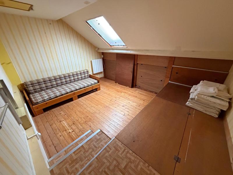 Maison - 76 m² - 7 pièces