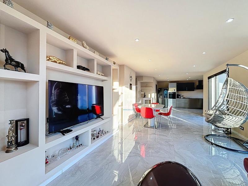 Maison - 117 m² - 5 pièces