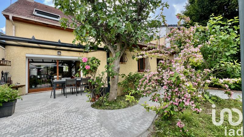 Maison - 120 m² - 6 pièces