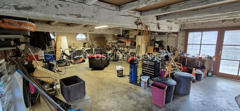 Corps de ferme - 160 m² - 6 pièces