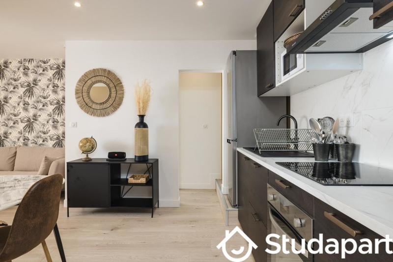 Chambre - 11 m² - 1 pièce