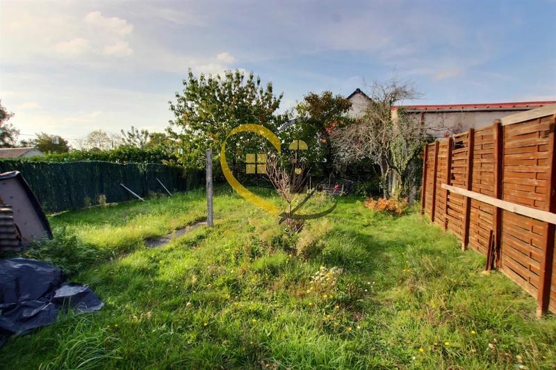 Maison - 250 m² - 13 pièces