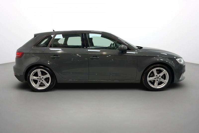 Audi A3 sportback 35 Tfsi CoD 150 s tronic 7 Sport