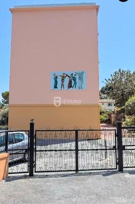 Appartement - 90 m² - 4 pièces