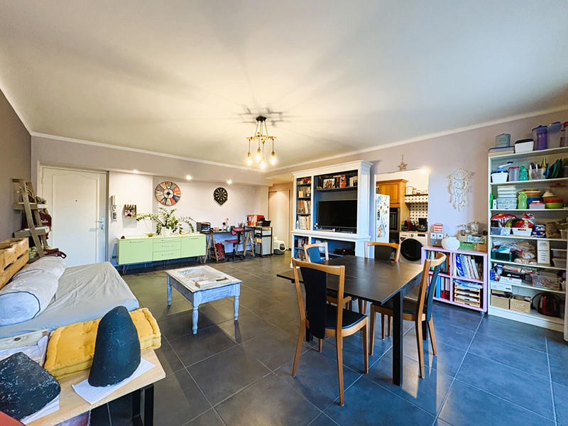 Appartement - 83 m² - 3 pièces