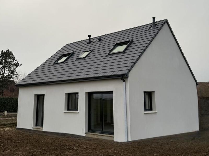 Maison - 95 m² - 4 pièces