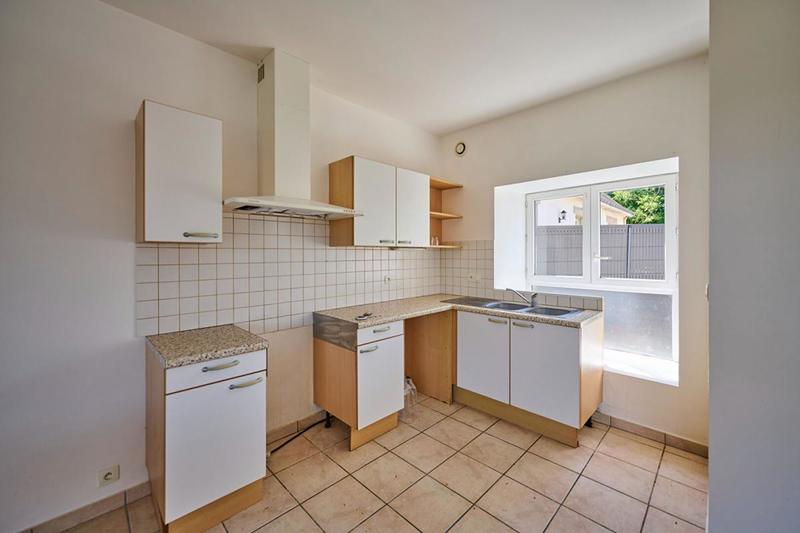 Longère - 2 318 m² - 20 pièces