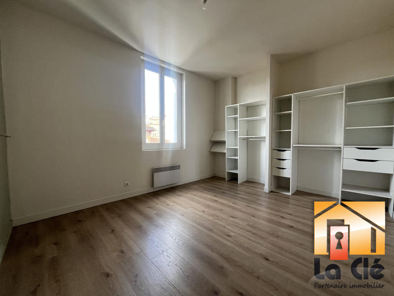 Maison - 189 m² - 8 pièces