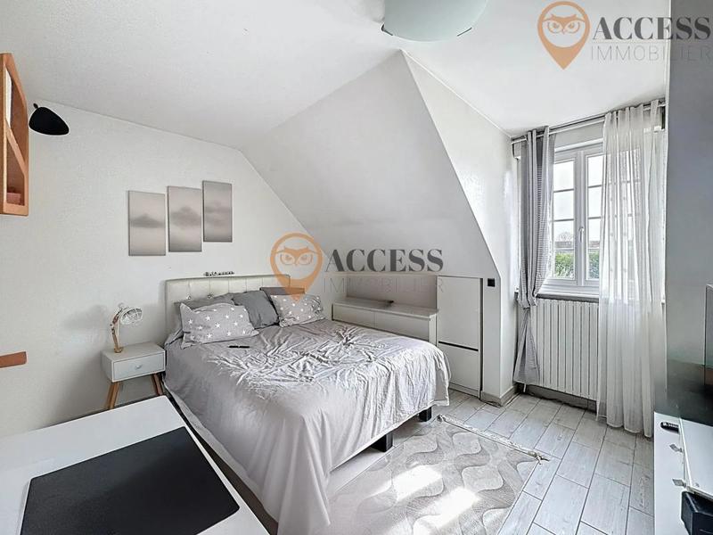 Maison - 180 m² - 8 pièces