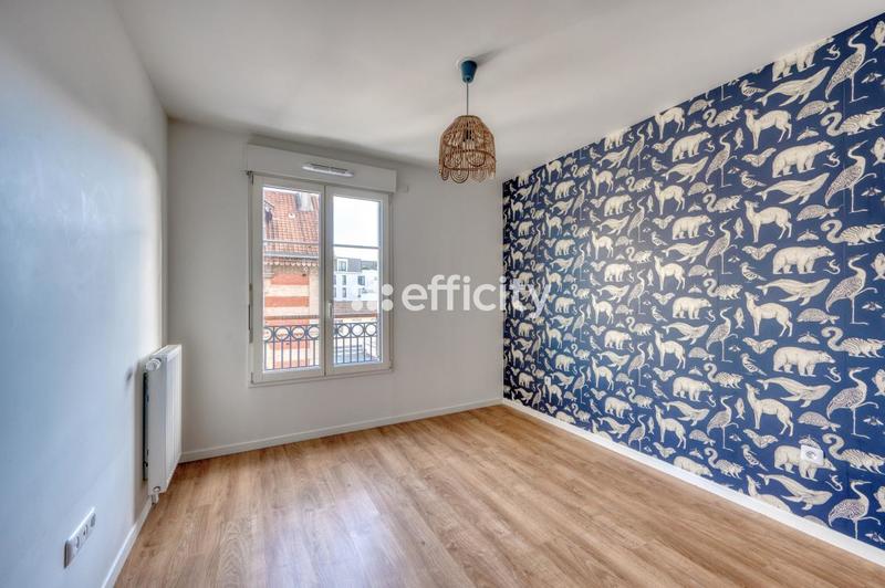 Appartement - 80 m² - 4 pièces