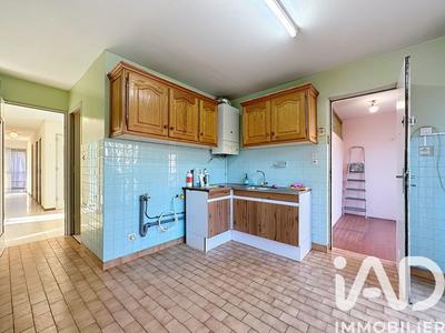 Appartement - 100 m² - 5 pièces