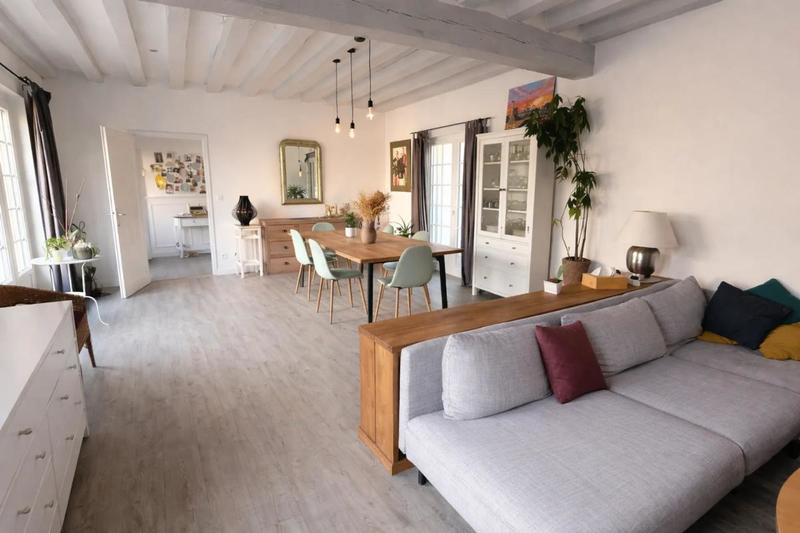 Maison - 194 m² - 8 pièces