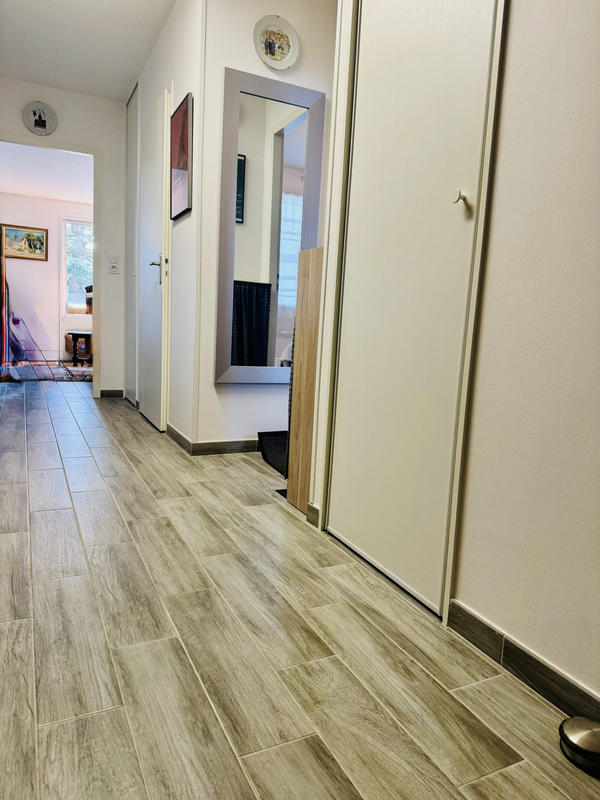 Appartement - 90 m² - 4 pièces