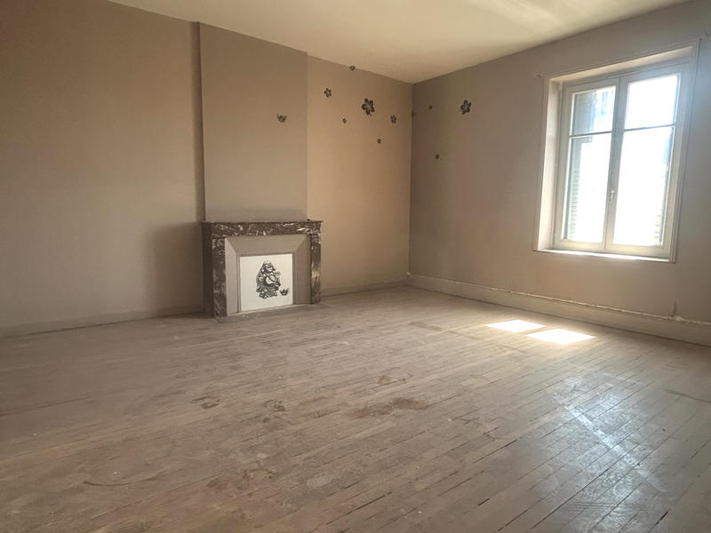 Appartement - 100 m² - 5 pièces