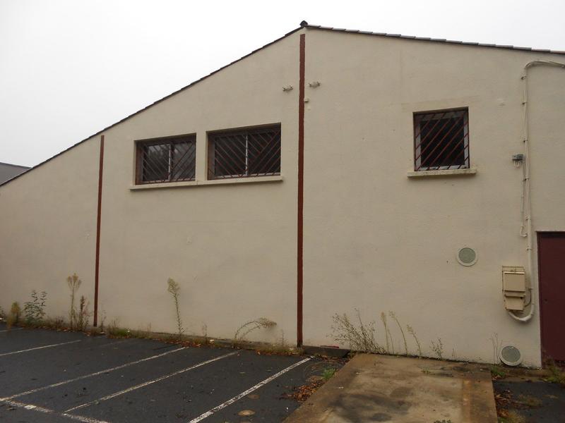Local commercial - 1 650 m²