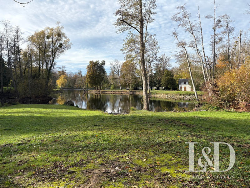 Maison - 310 m² - 14 pièces