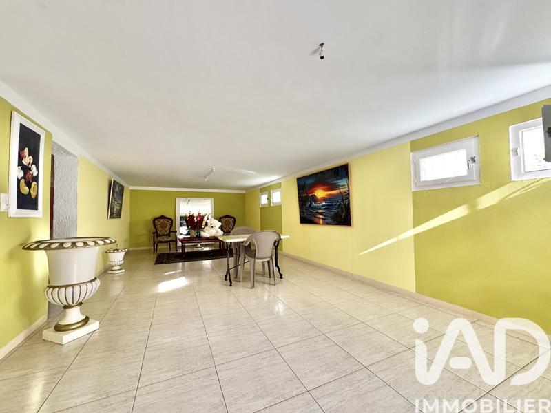 Maison - 174 m² - 7 pièces