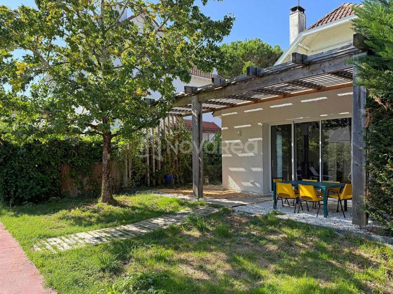 Maison - 145 m² - 7 pièces