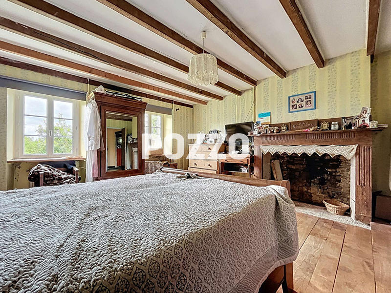 Maison - 260 m² - 10 pièces