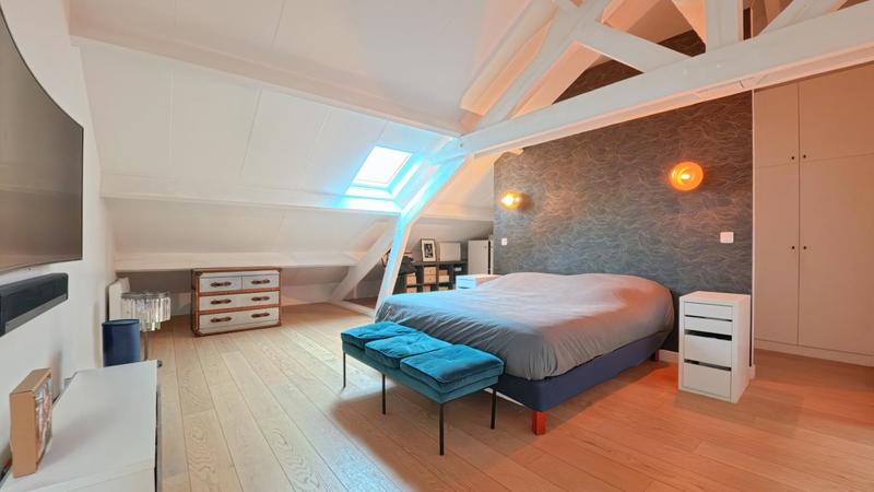 Appartement - 140 m² - 4 pièces