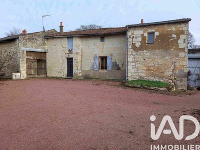 Maison - 180 m² - 8 pièces