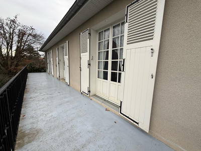 Maison - 181 m² - 7 pièces