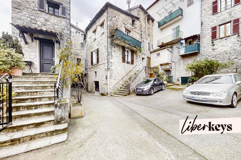 Maison - 77 m² - 4 pièces