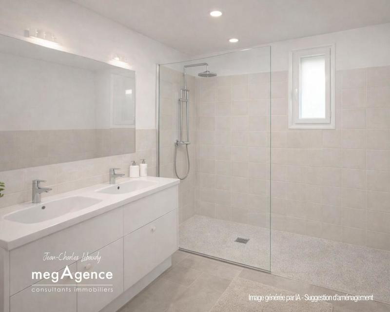 Maison - 93 m² - 5 pièces