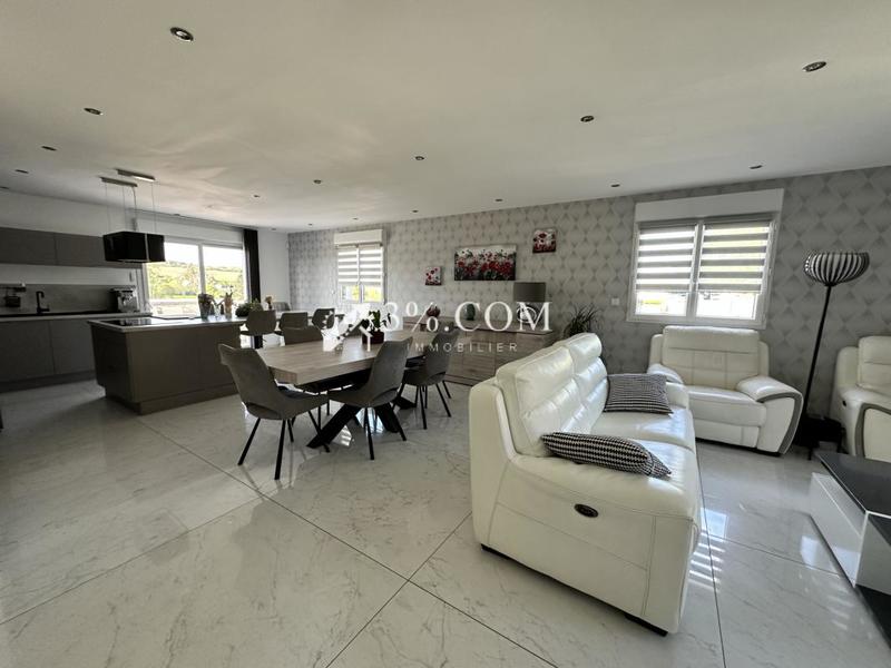 Pavillon - 104 m² - 4 pièces