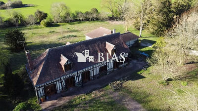 Maison ancienne - 264 m² - 11 pièces