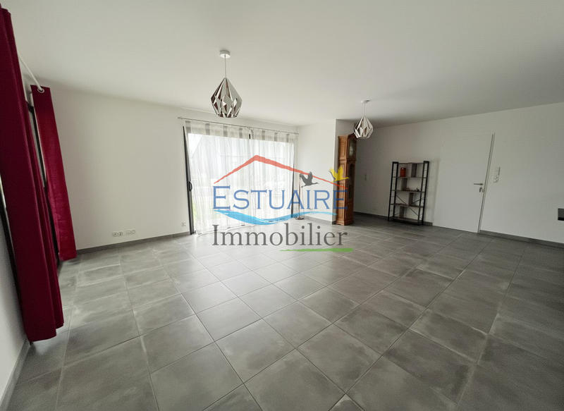 Maison - 99 m² - 4 pièces