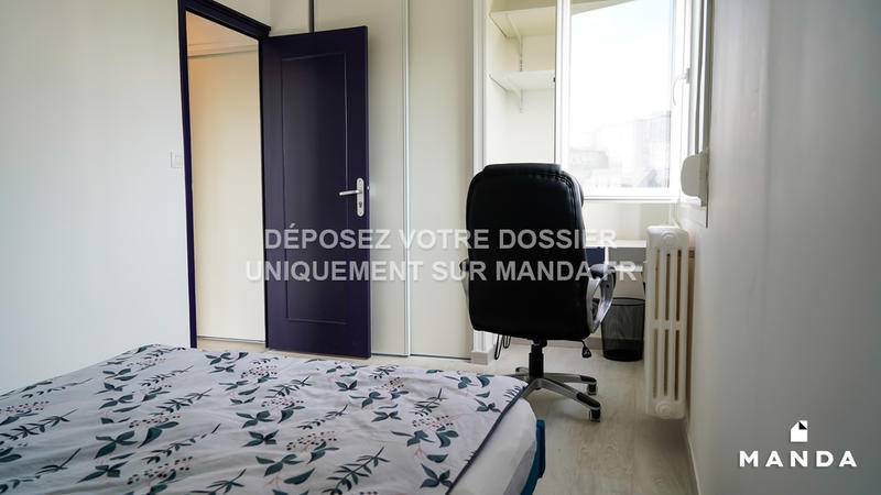 Chambre - 11 m² - 5 pièces