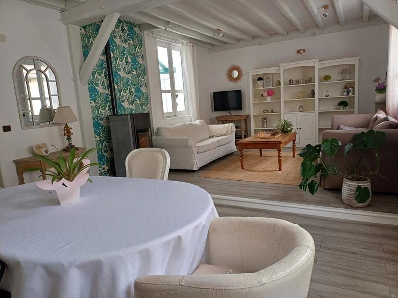 Maison - 102 m² - 5 pièces