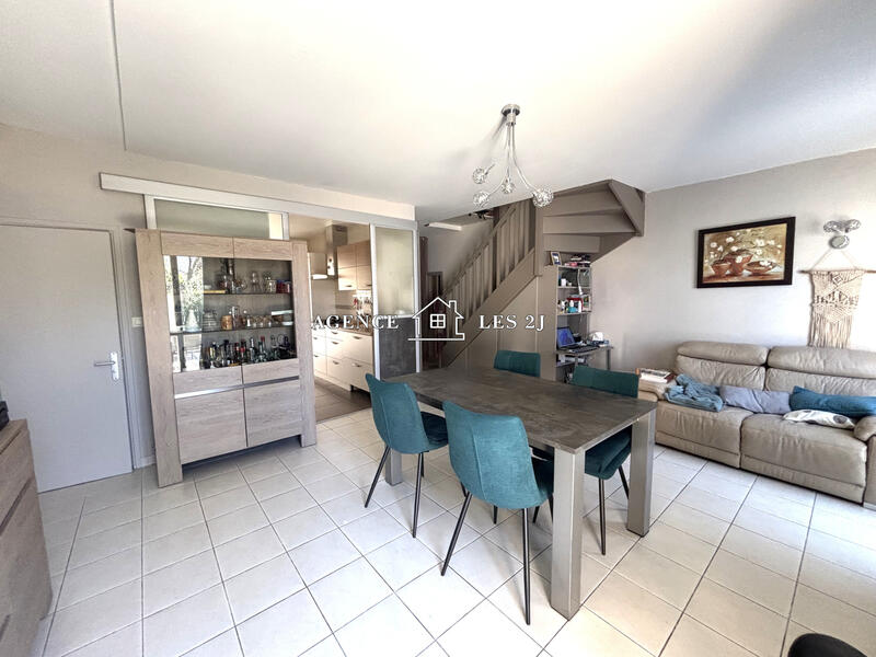 Maison - 80 m² - 4 pièces