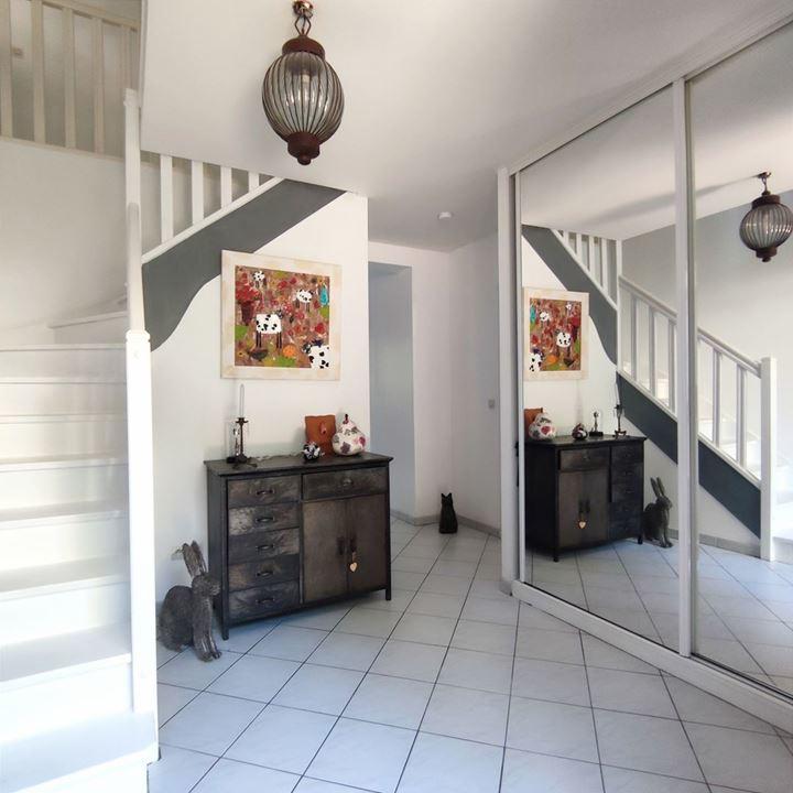 Maison traditionnelle - 181 m² - 8 pièces