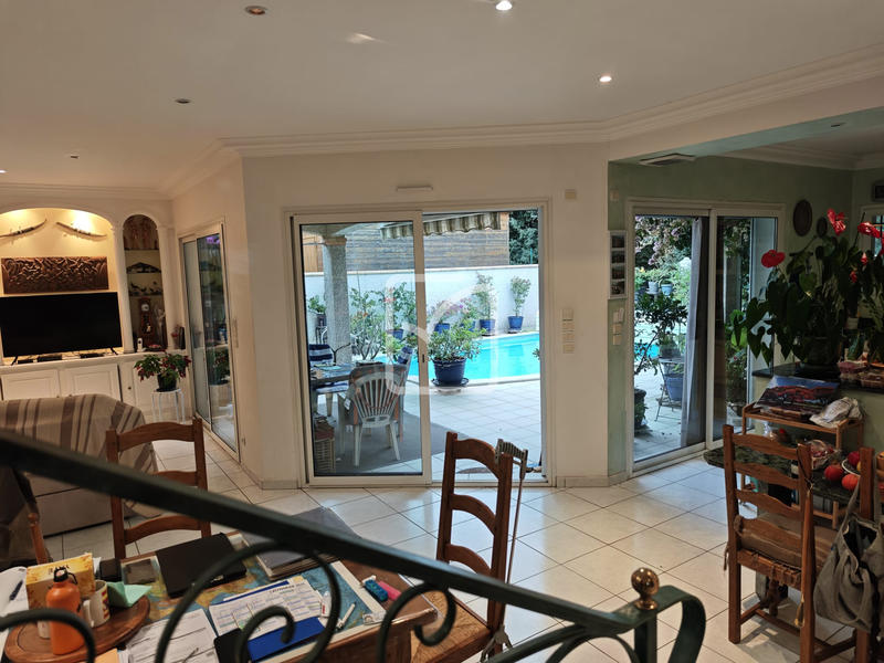 Maison - 157 m² - 6 pièces